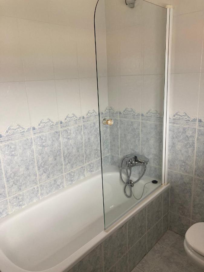 Hostal La Concha Somo Bagian luar foto